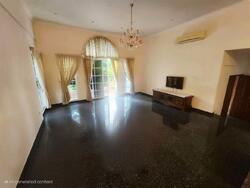 Jalan Tupai (D10), Semi-Detached #488377051